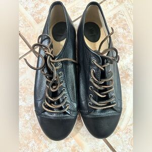 Frye Black Sneakers Classic Style Unisex W10 M8.5